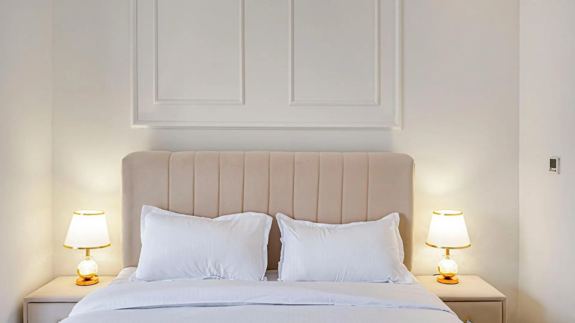 Trendy Dubailand Studio For Stylish Travelers Dubai
