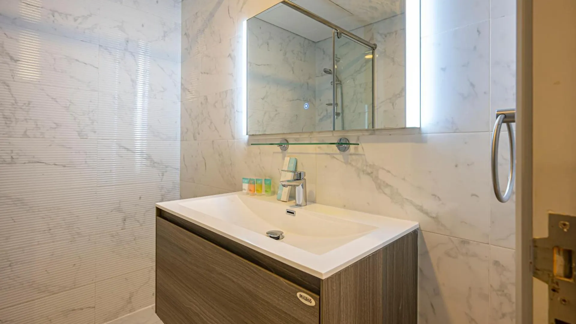 Apartment Trendy Dubailand Studio For Stylish Travelers